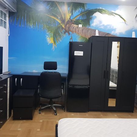 Apartament Langa Monza Apartment Букурещ Екстериор снимка