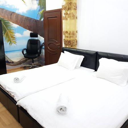 Apartament Langa Monza Apartment Букурещ Екстериор снимка