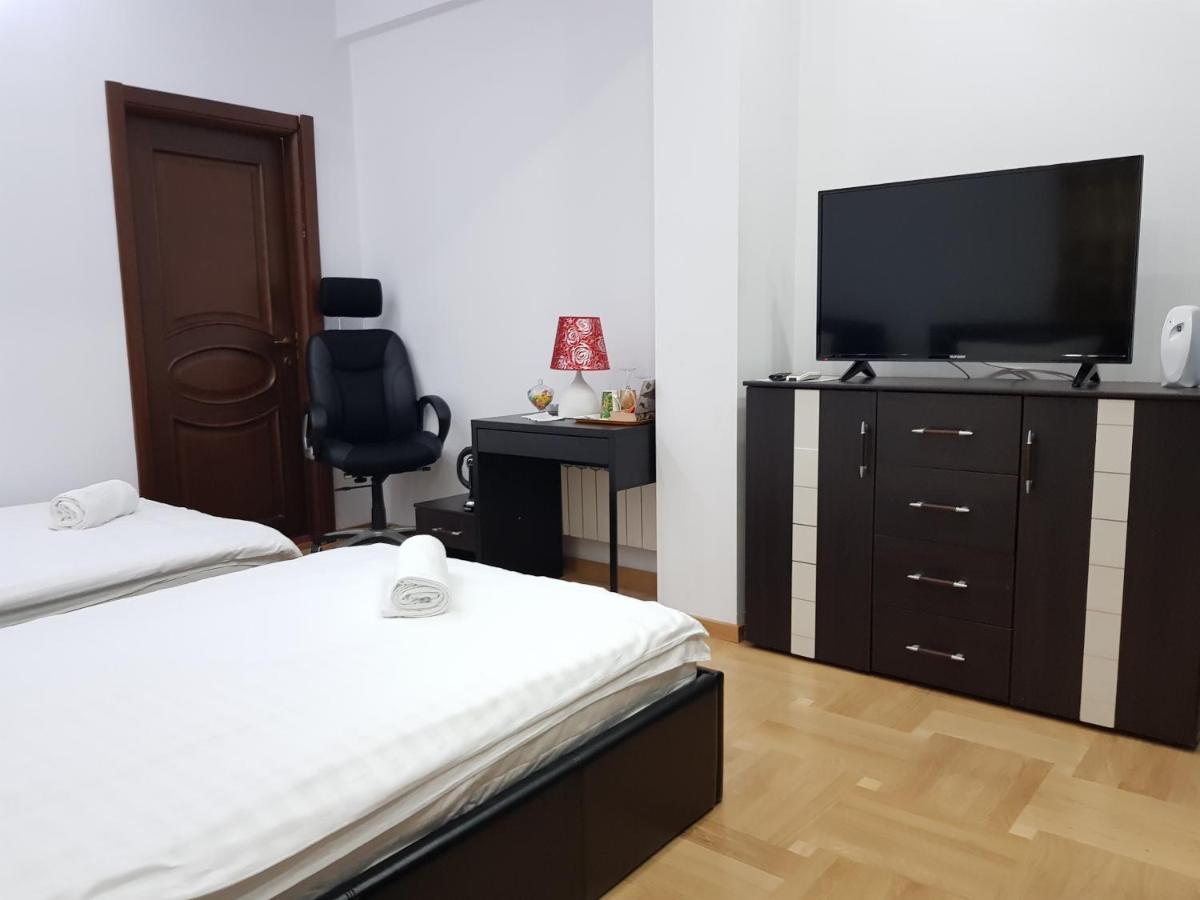 Apartament Langa Monza Apartment Букурещ Екстериор снимка