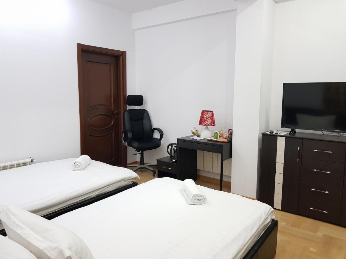Apartament Langa Monza Apartment Букурещ Екстериор снимка