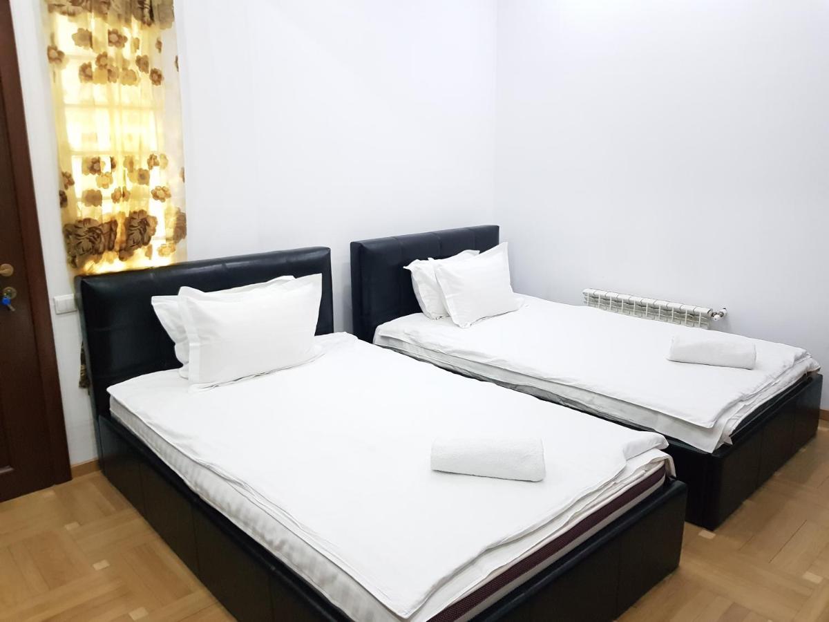 Apartament Langa Monza Apartment Букурещ Екстериор снимка