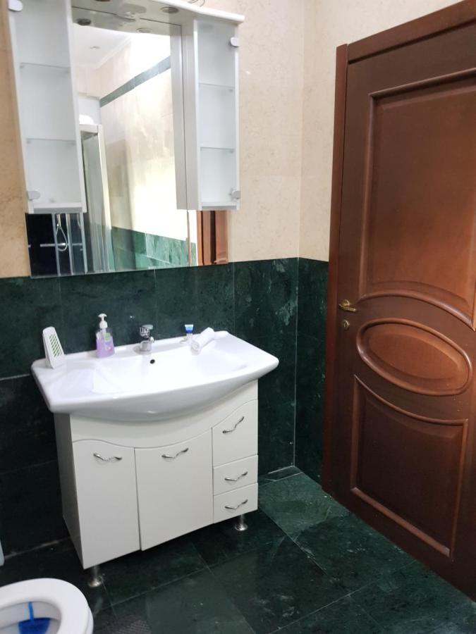 Apartament Langa Monza Apartment Букурещ Екстериор снимка